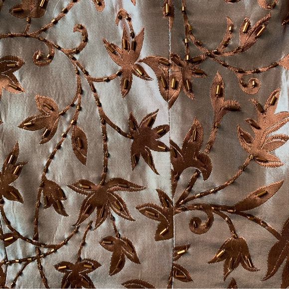 Vintage Designer JS Collections silk floral leaf beaded formal sleeveless top - Picture 3 of 7